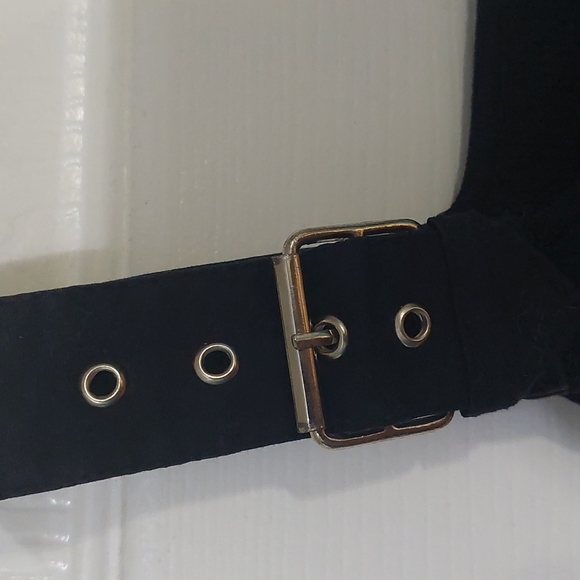 Cable and Gauge Buckle Knit Tank - Picture 4 of 7